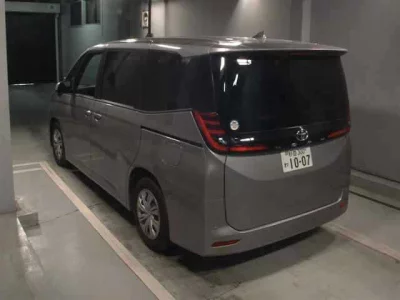 Toyota NOAH  с аукциона в Японии