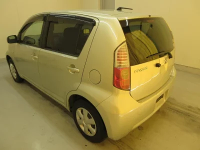 Toyota PASSO  с аукциона в Японии