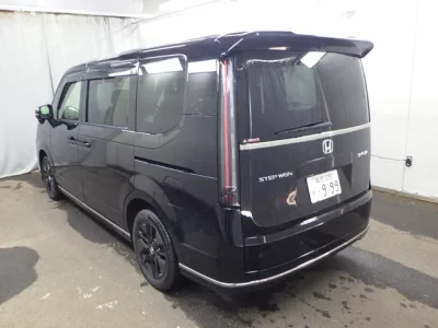 Honda STEP WAGON  с аукциона в Японии