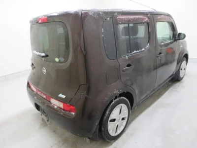 Nissan CUBE  с аукциона в Японии