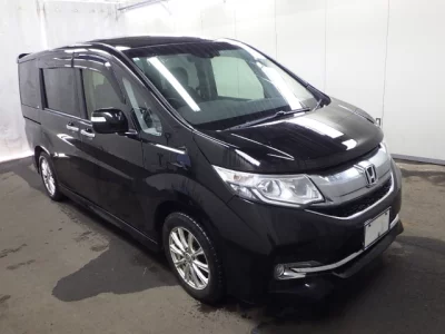 Honda STEP WAGON  с аукциона в Японии