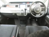 Honda STEP WAGON лот № 28039 оценка 4  с аукциона в Японии 4