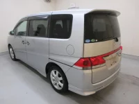 Honda STEP WAGON лот № 28039 оценка 4  с аукциона в Японии 3