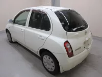 Nissan MARCH лот № 28041 оценка R  с аукциона в Японии 3