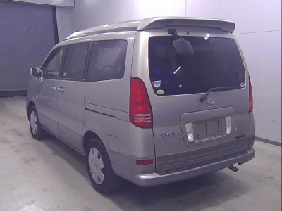 Nissan SERENA  с аукциона в Японии