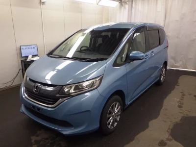 Honda FREED  с аукциона в Японии
