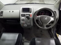 Honda MOBILIO лот № 19057 оценка 2  с аукциона в Японии 4