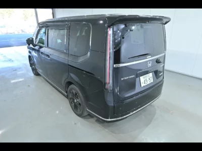 Honda STEP WAGON  с аукциона в Японии