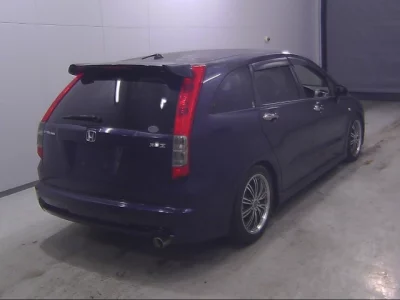 Honda STREAM  с аукциона в Японии