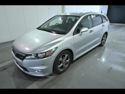 Honda STREAM  с аукциона в Японии