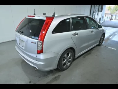 Honda STREAM  с аукциона в Японии