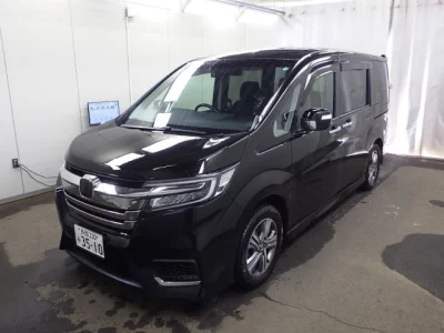 Honda STEP WAGON  с аукциона в Японии