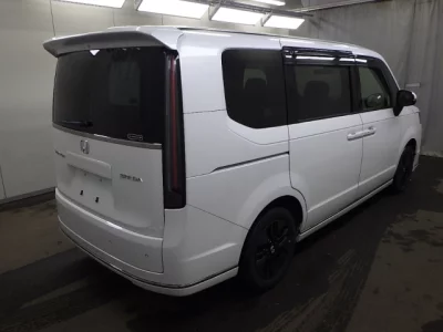 Honda STEP WAGON  с аукциона в Японии