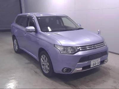 Mitsubishi OUTLANDER PHEV