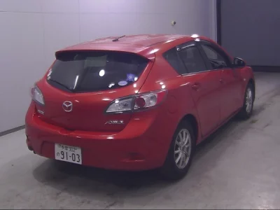 Mazda AXELA  с аукциона в Японии