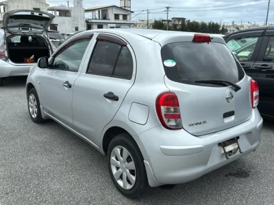 Nissan MARCH  с аукциона в Японии