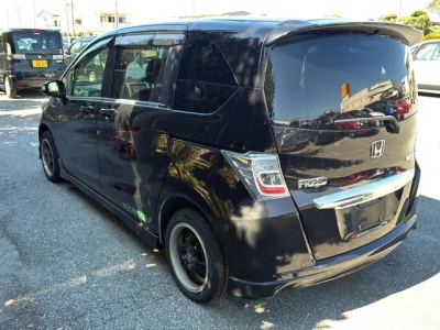 Honda FREED  с аукциона в Японии