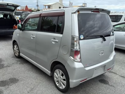 Suzuki WAGON R  с аукциона в Японии