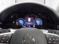 Volkswagen GOLF лот № 10022 оценка 6  с аукциона в Японии 9