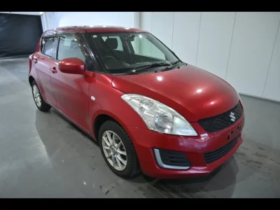 Suzuki SWIFT  с аукциона в Японии