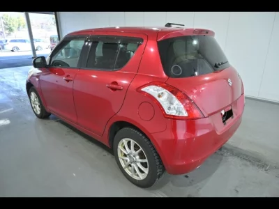 Suzuki SWIFT  с аукциона в Японии