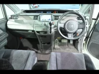 Honda STEP WAGON лот № 29183 оценка 3  с аукциона в Японии 4