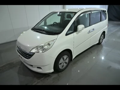 Honda STEP WAGON  с аукциона в Японии