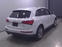 Audi Q5 лот № 10030 оценка 4  с аукциона в Японии 2