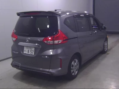 Honda FREED  с аукциона в Японии