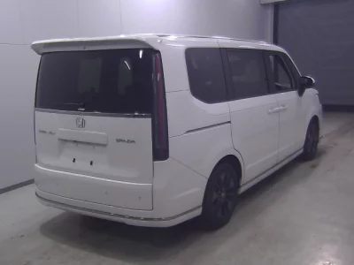 Honda STEP WAGON  с аукциона в Японии