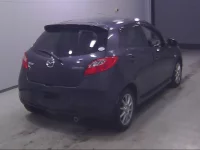 Mazda DEMIO лот № 19097 оценка R  с аукциона в Японии 2