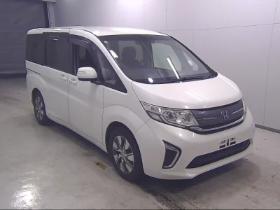 Honda STEP WAGON  с аукциона в Японии