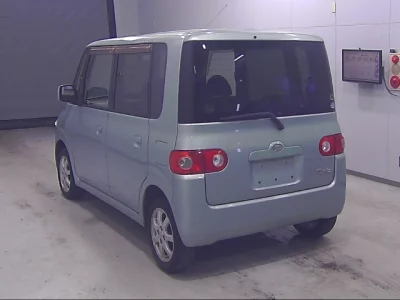 Daihatsu TANTO  с аукциона в Японии