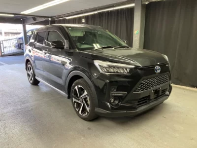 Toyota RAIZE  с аукциона в Японии