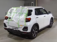 Toyota RAIZE лот № 215 оценка R  с аукциона в Японии 1