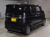 Honda N BOX лот № 3074 оценка 4.5  с аукциона в Японии 1