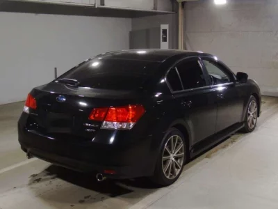 Subaru LEGACY B4
