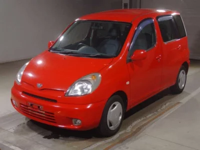 Toyota FUNCARGO  с аукциона в Японии