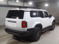 Toyota LAND CRUISER лот № 2196 оценка 4.5  с аукциона в Японии 1