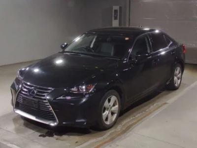 Lexus IS