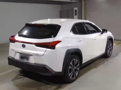Lexus UX  с аукциона в Японии