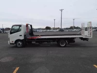 Toyota DYNA лот № 30128 оценка 4  с аукциона в Японии 3