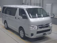 Toyota HIACE VAN лот № 30125 оценка 3.5  с аукциона в Японии 4