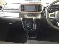 Toyota PASSO лот № 30014 оценка 4  с аукциона в Японии 8