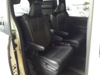 Toyota NOAH лот № 30067 оценка 4.5  с аукциона в Японии 9