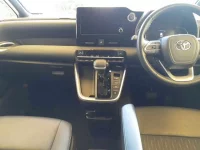 Toyota NOAH лот № 30078 оценка 4  с аукциона в Японии 8