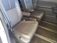 Toyota NOAH лот № 30081 оценка 4  с аукциона в Японии 9