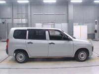 Toyota PROBOX лот № 30175 оценка 3.5  с аукциона в Японии 2