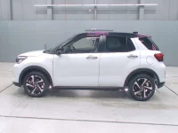 Toyota RAIZE лот № 30085 оценка S  с аукциона в Японии 3