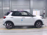 Toyota RAIZE лот № 30085 оценка S  с аукциона в Японии 2